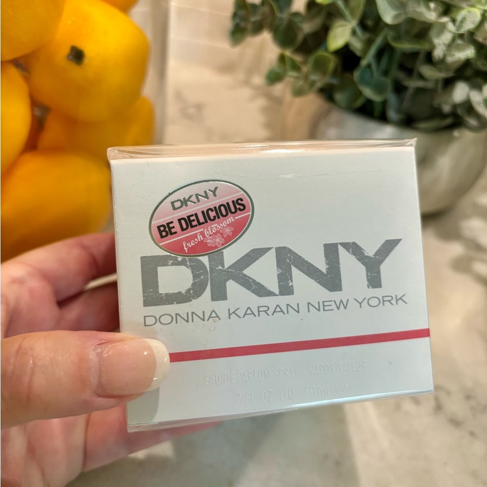 DKNY Be Delicious Fresh Blossom Eau de Parfum NIB